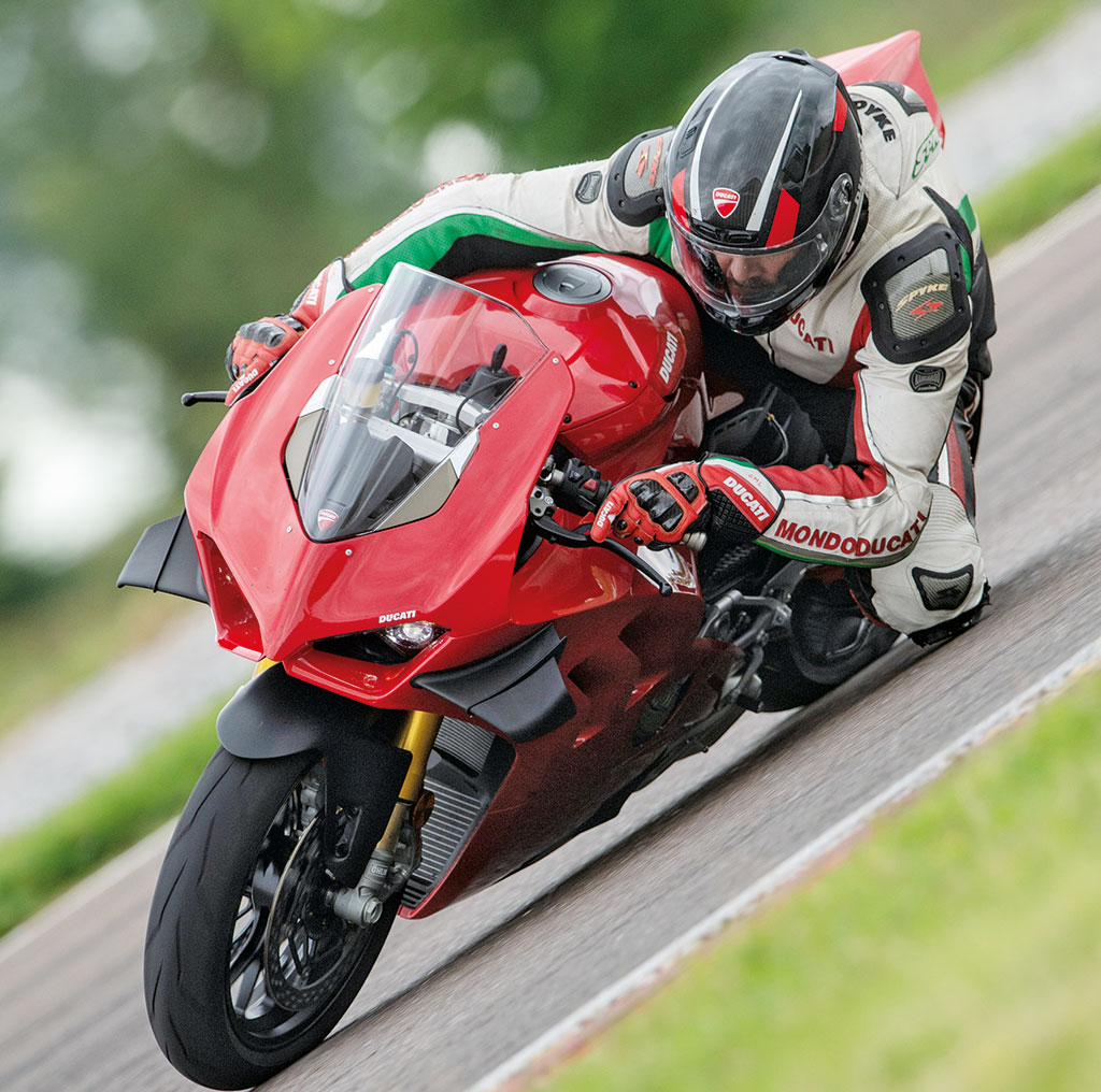 v4_v2_panigale_confronto_ducati (3)