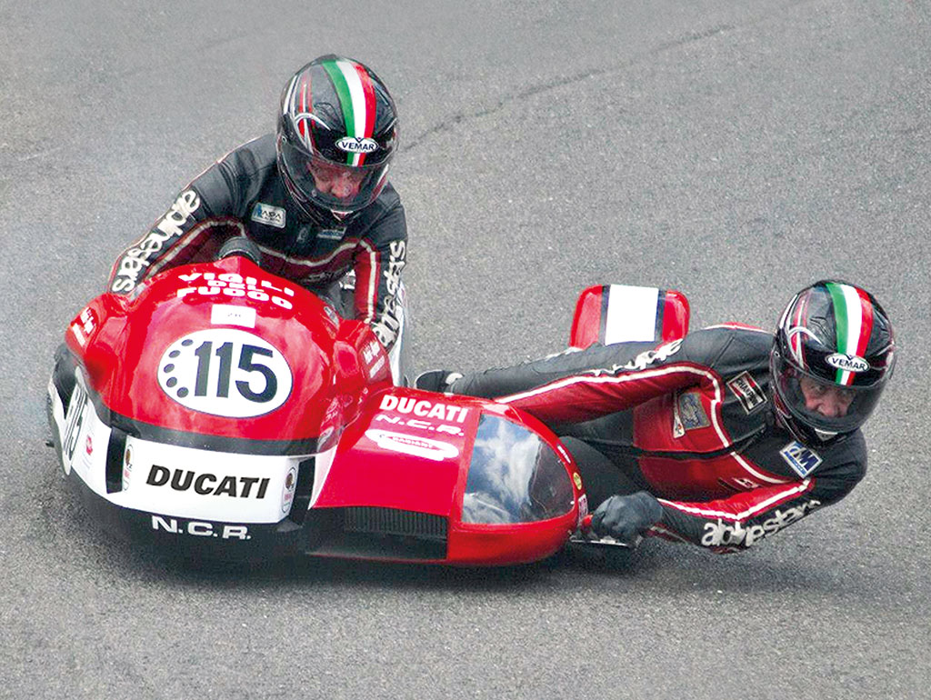 Sidecar: 50 anni di storia con Pedrini e Mignani