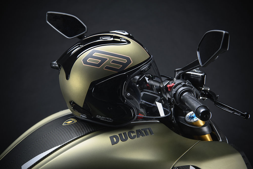 DUCATI_DIAVEL_1260_LAMBORGHINI_36_UC213089_High