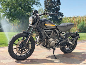 Uno Scrambler Full Throttle special da 83 cavalli