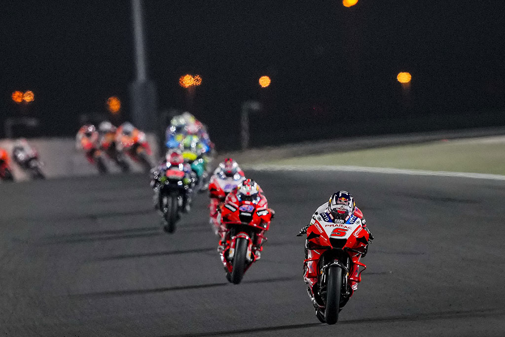 Motogp: sotto le luci del Qatar