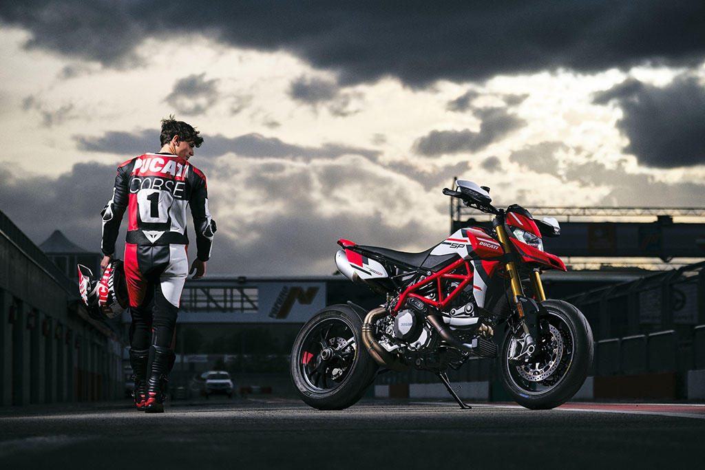 Nuova livrea per l’Hypermotard 950 SP