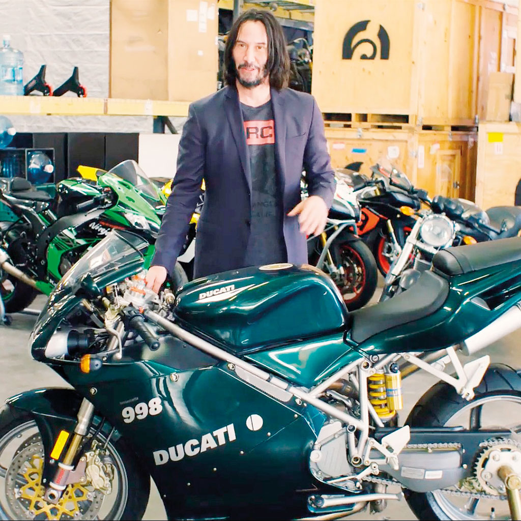 keanu-reeves-motorcycle-the-matrix-ducati-gq-2--5391