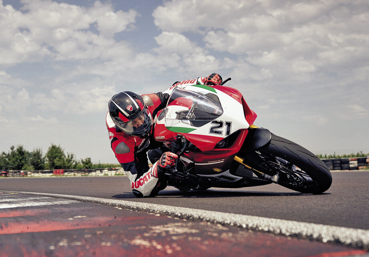 Panigale V2 Bayliss 1st Championship 20th Anniversary: la moto di Troy